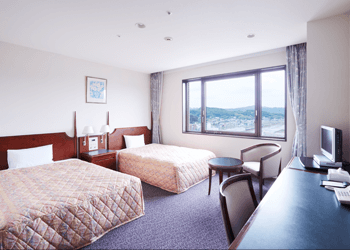 枚数限定！会場直行送迎バス付のホテル泊オフィシャルプラン。キャンプに自信がなくても、小さなお子様連れでも安心です。